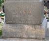 Bronisaw Kunatt d. 25.10.1922 and Florentyna Kunatt maiden Grzegorzewska d. 01.05.1940. Grave made by Jachimowicz in Suwaki